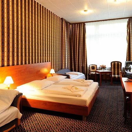 City Hotel Am Kurfuerstendamm Берлин Стая снимка