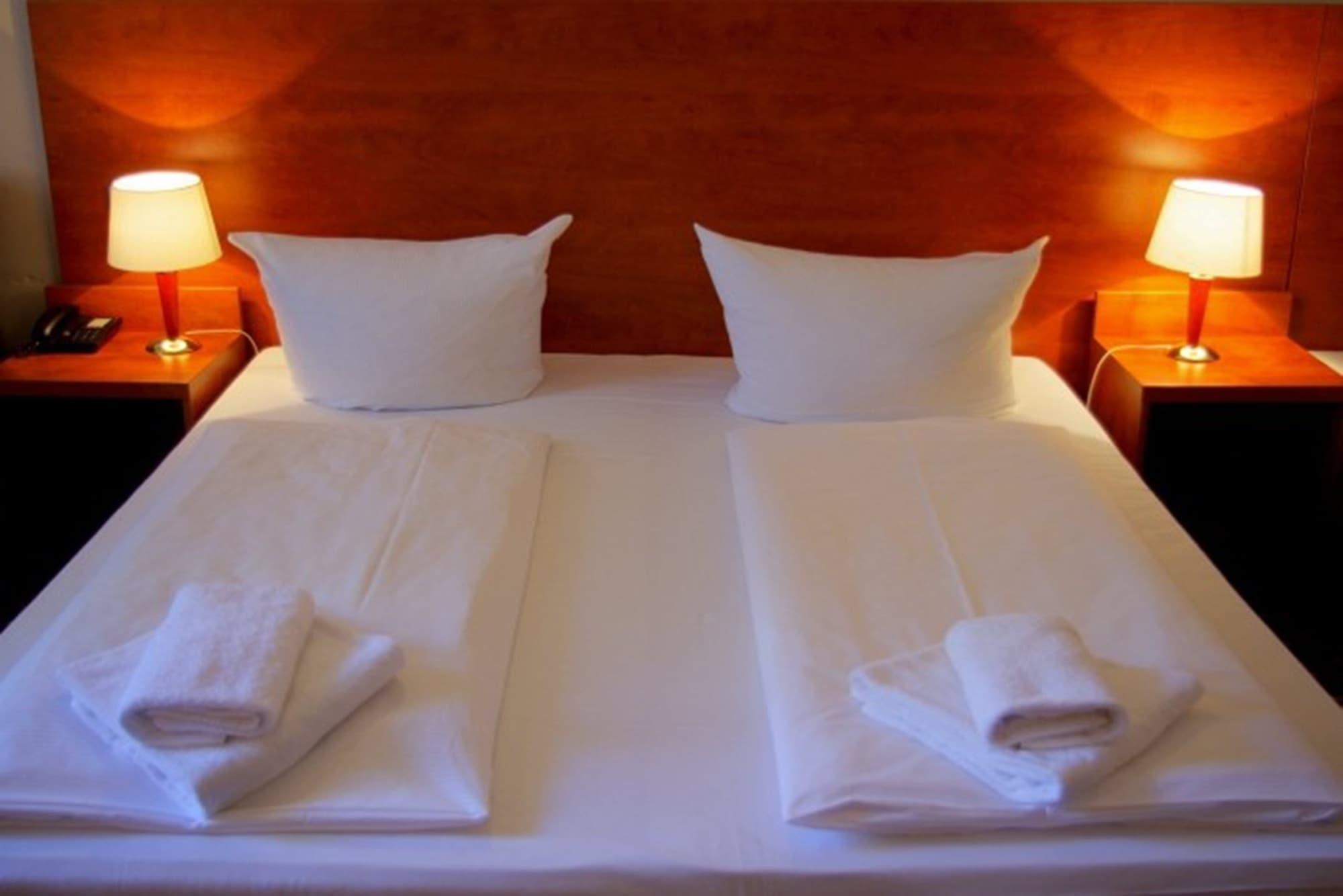 City Hotel Am Kurfuerstendamm Берлин Екстериор снимка