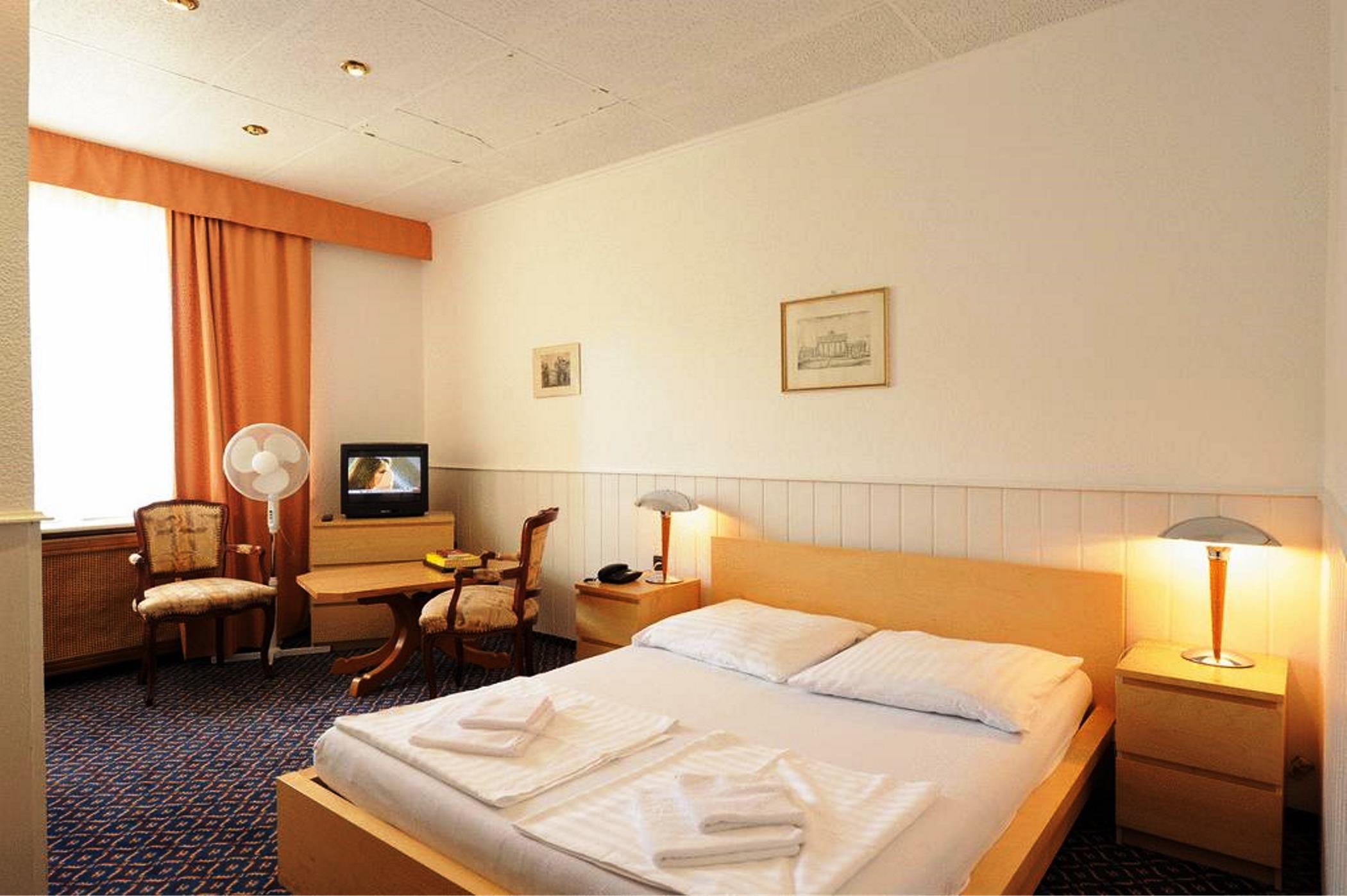 City Hotel Am Kurfuerstendamm Берлин Екстериор снимка