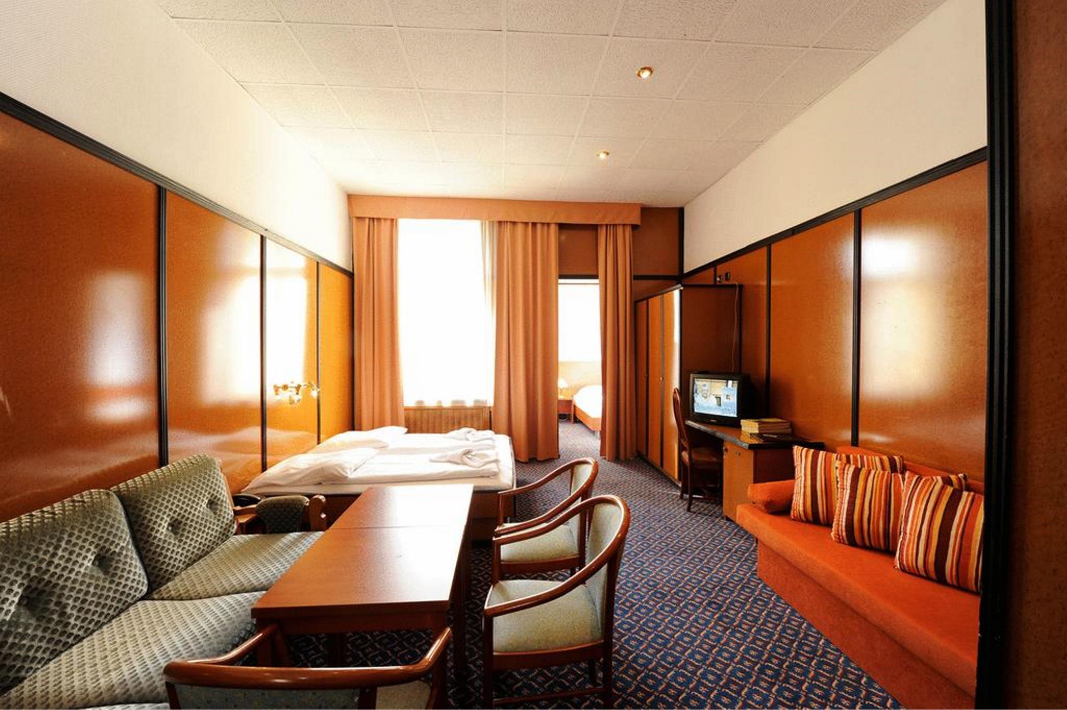 City Hotel Am Kurfuerstendamm Берлин Екстериор снимка