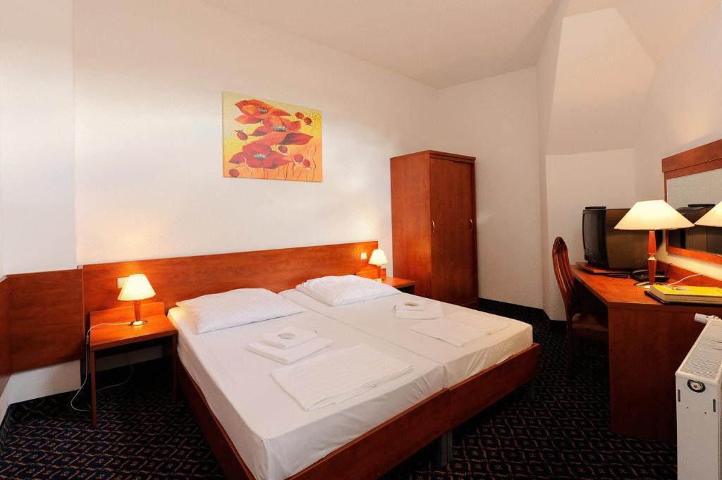 City Hotel Am Kurfuerstendamm Берлин Екстериор снимка