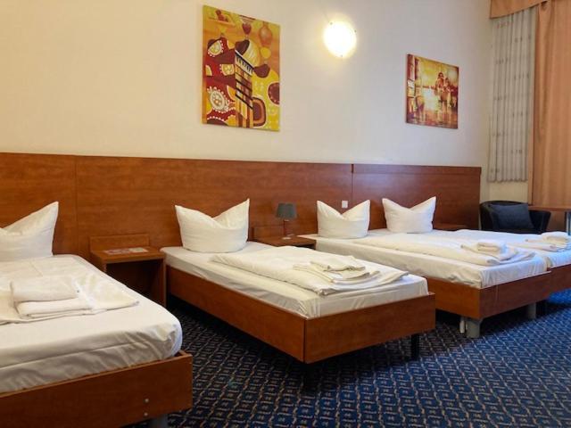City Hotel Am Kurfuerstendamm Берлин Екстериор снимка