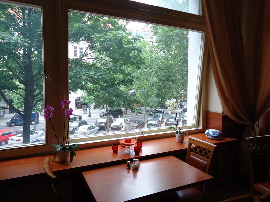 City Hotel Am Kurfuerstendamm Берлин Екстериор снимка
