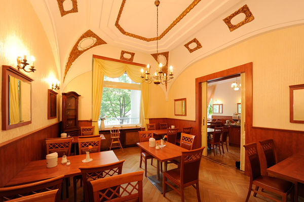 City Hotel Am Kurfuerstendamm Берлин Ресторант снимка