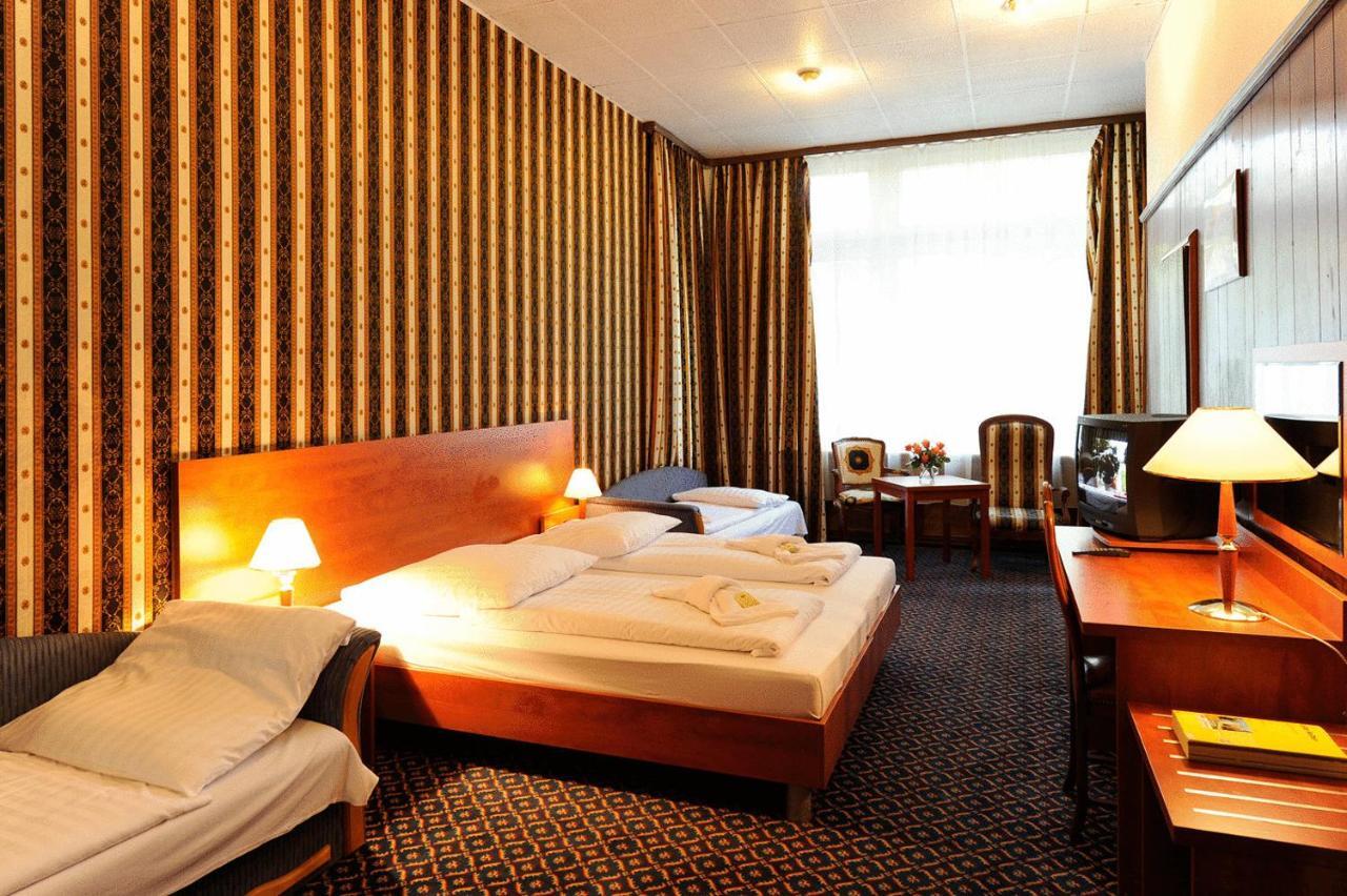 City Hotel Am Kurfuerstendamm Берлин Стая снимка