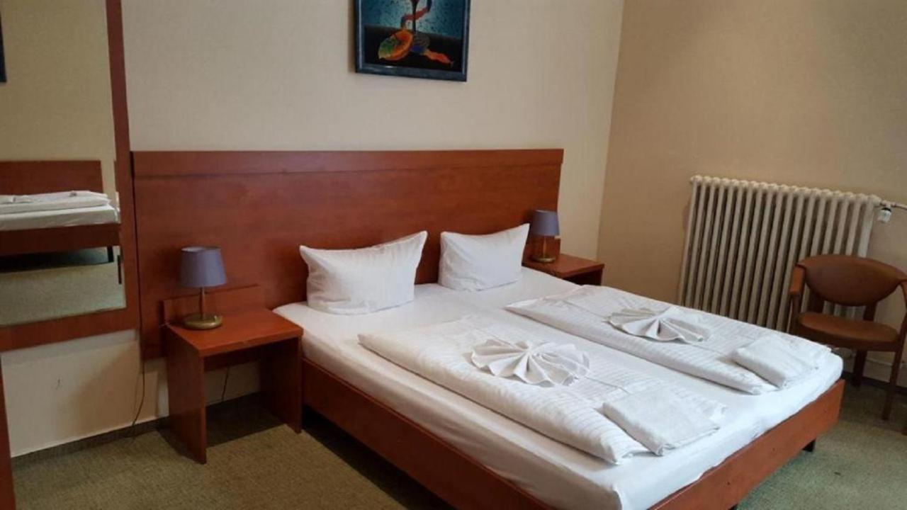 City Hotel Am Kurfuerstendamm Берлин Екстериор снимка